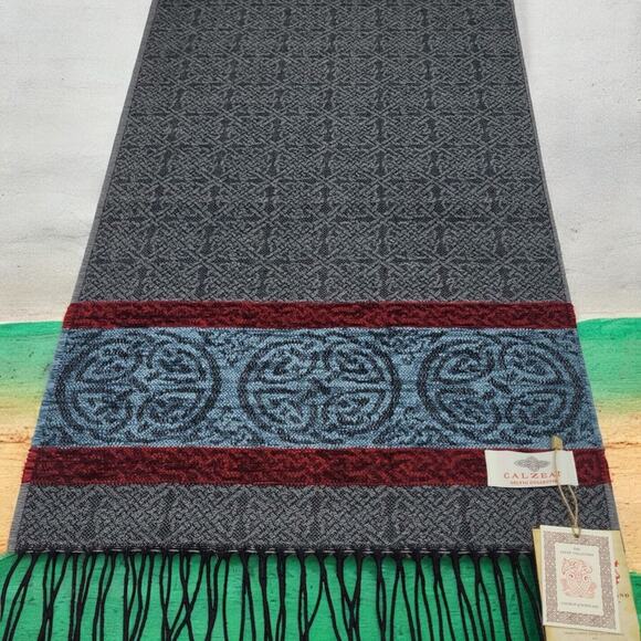 Calzeat Celtic Collection 70"x15" Woven Scarf Neck Wrap Table Runner Scotland - Picture 3 of 15